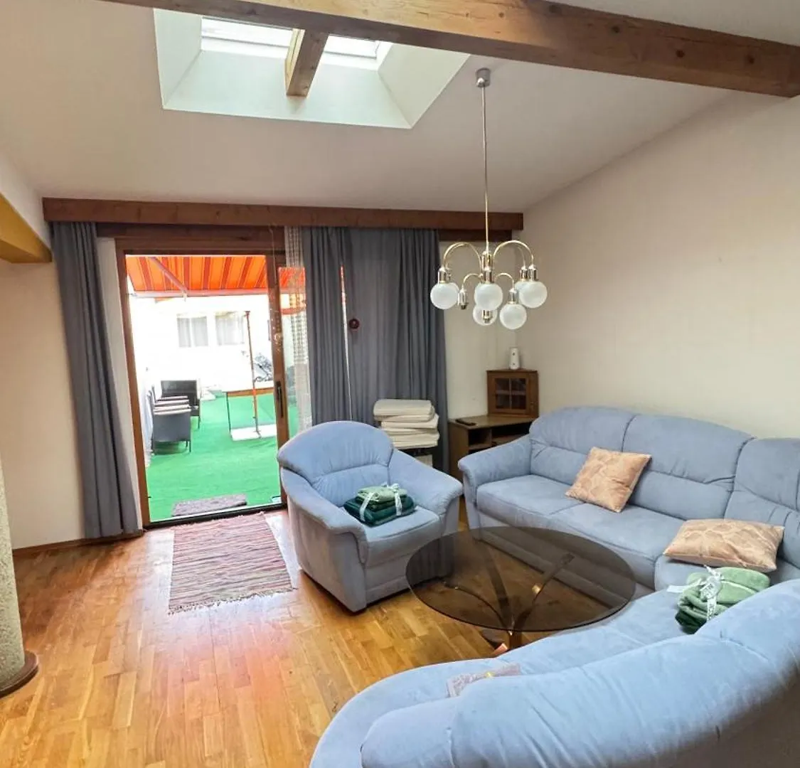 110 Sqm Family Accommodation With Generous Private Outdoor Area Innsbruck