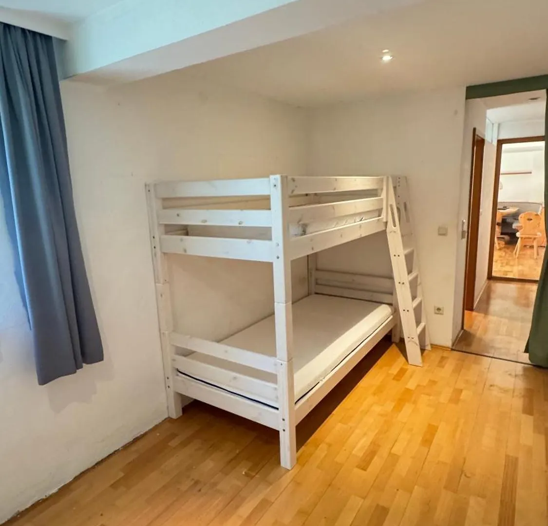 110 Sqm Family Accommodation With Generous Private Outdoor Area Innsbruck Apartment